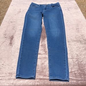 Levis 720 high rise super skinny size 25 Women’s